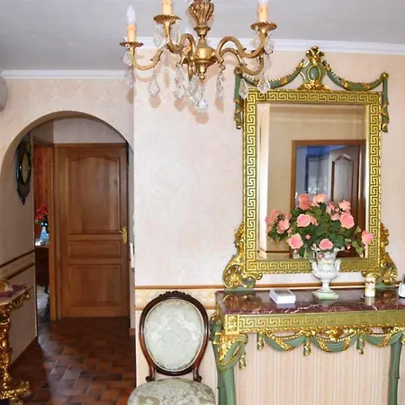 Hébergement de vacances Maison de 2 chambres avec vue sur la mer et jardin clos a Pierre Chatel *